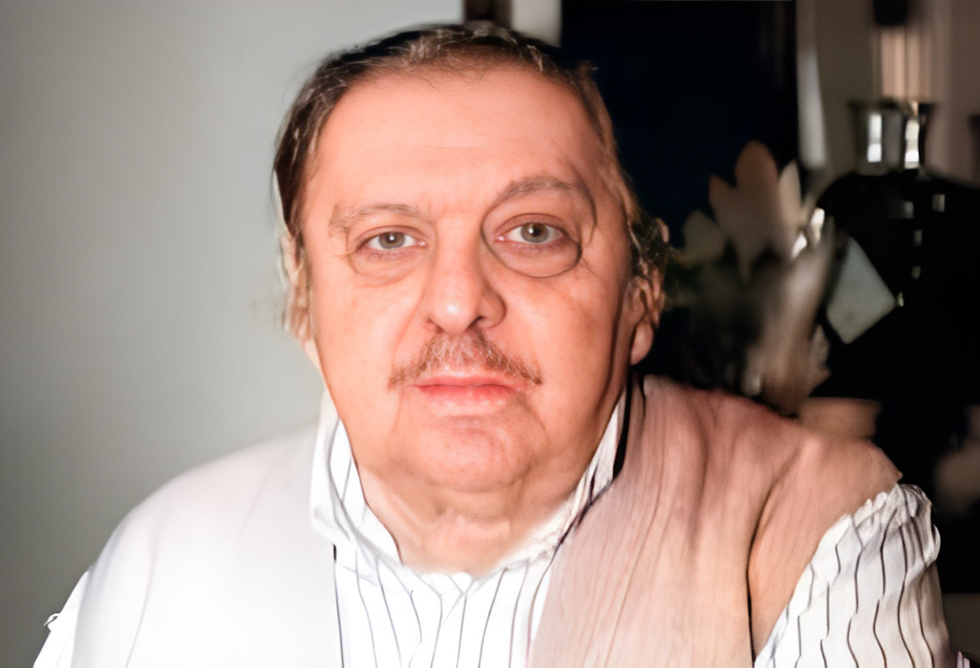 ΛΑΚΗΣ ΣΑΝΤΑΣ