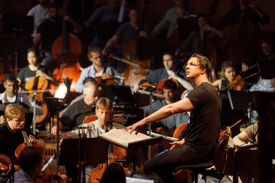 14 ΝΟΕΜΒΡΙΟΥ ΣΤΟ ΜΕΓΑΡΟ ΜΟΥΣΙΚΗΣ