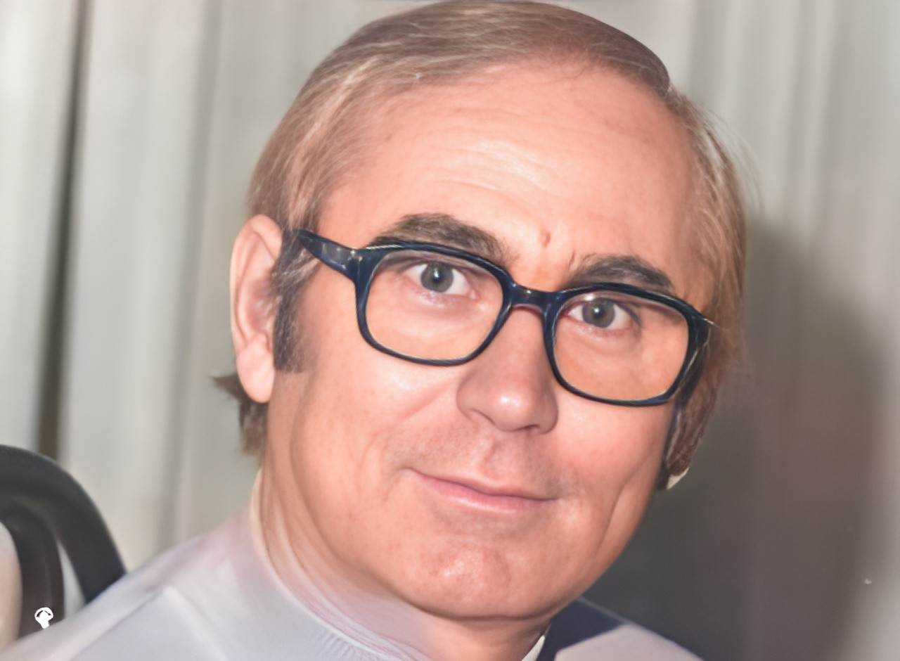 ΣΤΑΥΡΟΣ  ΚΟΥΓΙΟΥΜΤΖΗΣ